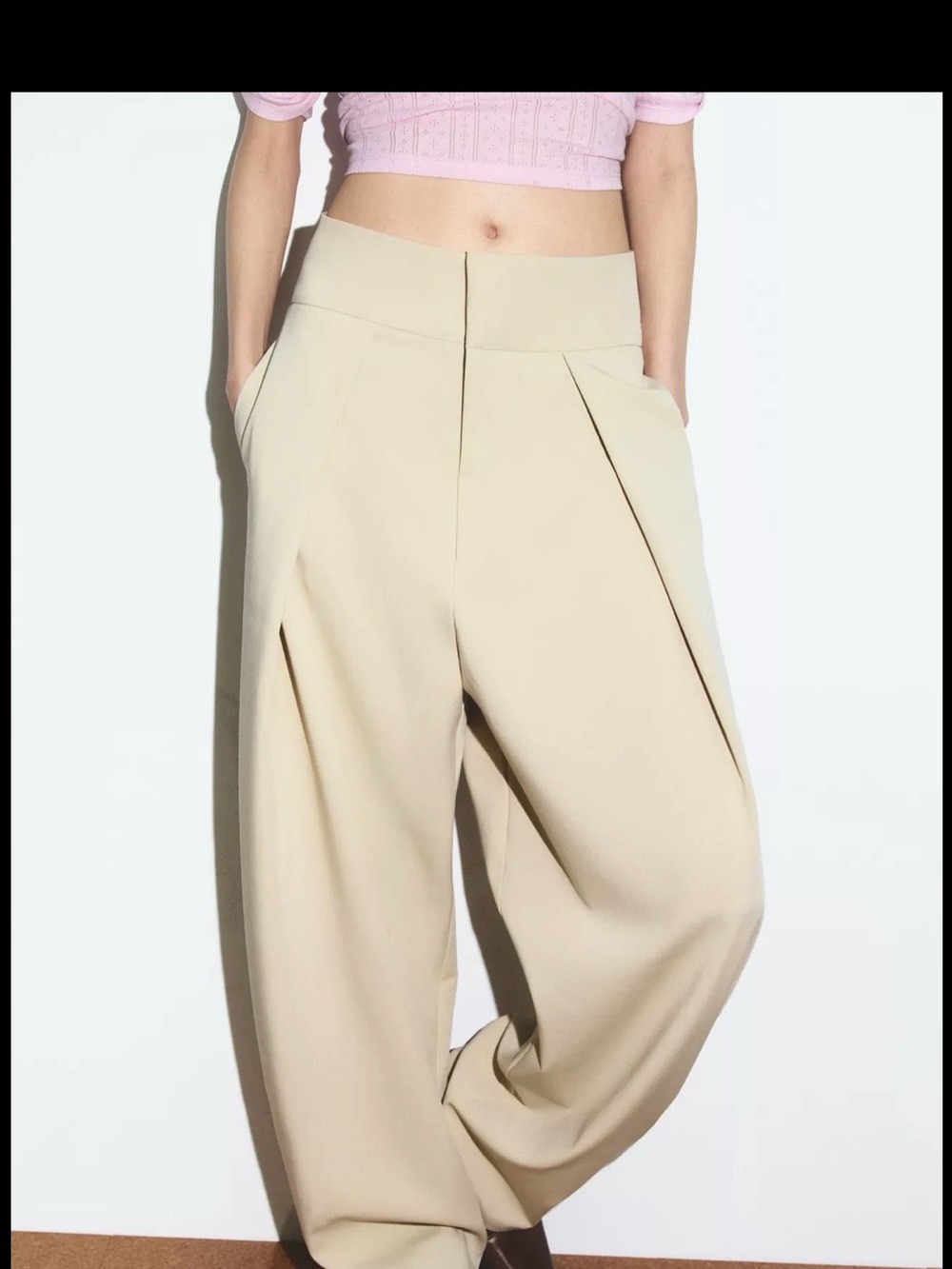 Zara Beige Wide-Leg Pleated Balloon Pants